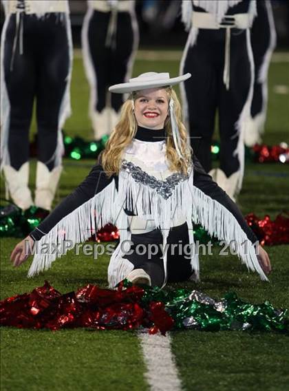 Thumbnail 3 in Van Alstyne vs. Gilmer (3A Division 2 Regional Playoff) photogallery.