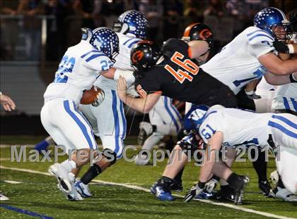Thumbnail 3 in Van Alstyne vs. Gilmer (3A Division 2 Regional Playoff) photogallery.