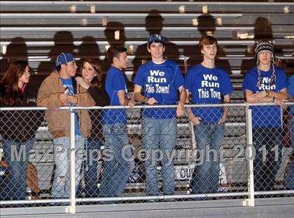 Thumbnail 2 in Van Alstyne vs. Gilmer (3A Division 2 Regional Playoff) photogallery.