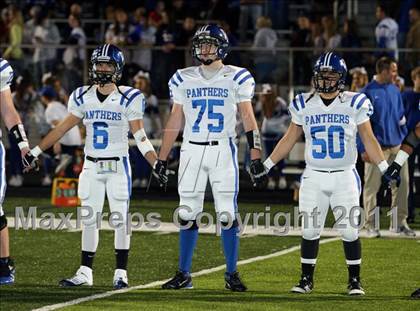 Thumbnail 2 in Van Alstyne vs. Gilmer (3A Division 2 Regional Playoff) photogallery.