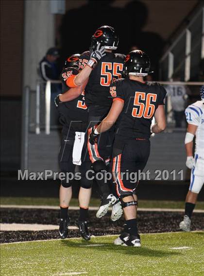 Thumbnail 2 in Van Alstyne vs. Gilmer (3A Division 2 Regional Playoff) photogallery.