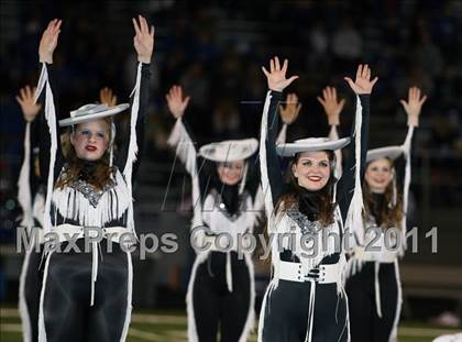 Thumbnail 3 in Van Alstyne vs. Gilmer (3A Division 2 Regional Playoff) photogallery.