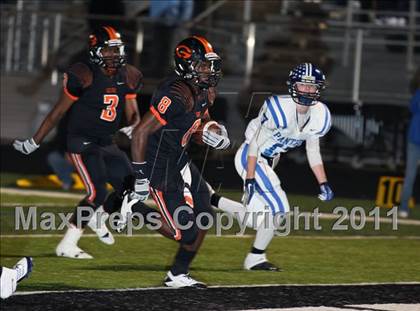 Thumbnail 3 in Van Alstyne vs. Gilmer (3A Division 2 Regional Playoff) photogallery.