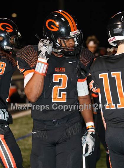 Thumbnail 2 in Van Alstyne vs. Gilmer (3A Division 2 Regional Playoff) photogallery.