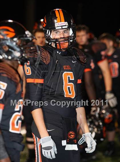 Thumbnail 3 in Van Alstyne vs. Gilmer (3A Division 2 Regional Playoff) photogallery.