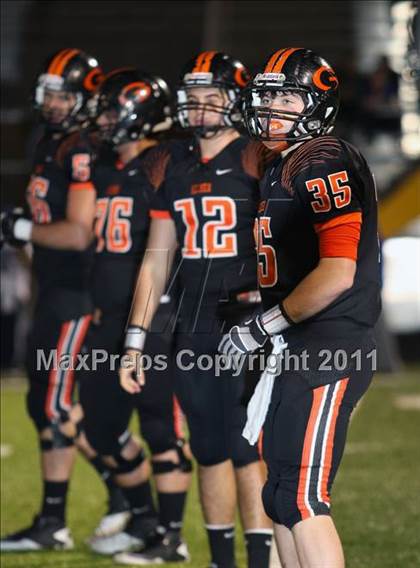 Thumbnail 1 in Van Alstyne vs. Gilmer (3A Division 2 Regional Playoff) photogallery.