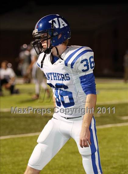 Thumbnail 1 in Van Alstyne vs. Gilmer (3A Division 2 Regional Playoff) photogallery.