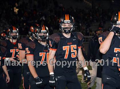 Thumbnail 3 in Van Alstyne vs. Gilmer (3A Division 2 Regional Playoff) photogallery.