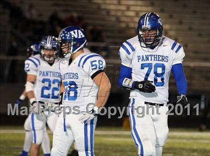 Thumbnail 2 in Van Alstyne vs. Gilmer (3A Division 2 Regional Playoff) photogallery.