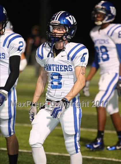 Thumbnail 1 in Van Alstyne vs. Gilmer (3A Division 2 Regional Playoff) photogallery.