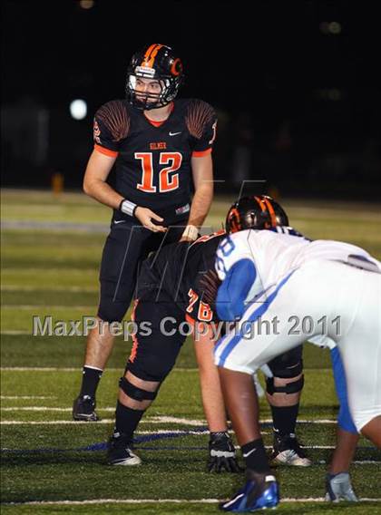 Thumbnail 2 in Van Alstyne vs. Gilmer (3A Division 2 Regional Playoff) photogallery.