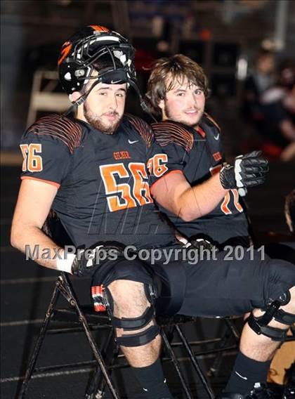 Thumbnail 1 in Van Alstyne vs. Gilmer (3A Division 2 Regional Playoff) photogallery.