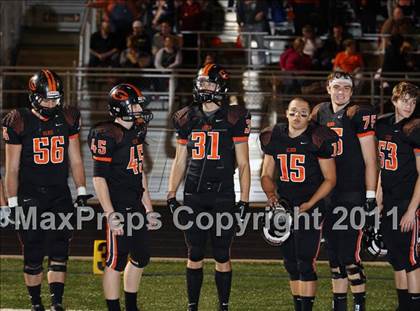Thumbnail 3 in Van Alstyne vs. Gilmer (3A Division 2 Regional Playoff) photogallery.