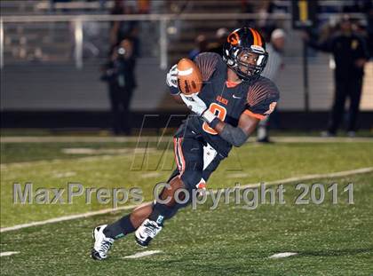 Thumbnail 2 in Van Alstyne vs. Gilmer (3A Division 2 Regional Playoff) photogallery.
