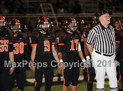 Thumbnail 3 in Van Alstyne vs. Gilmer (3A Division 2 Regional Playoff) photogallery.