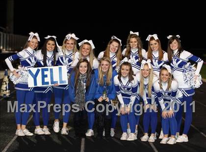 Thumbnail 3 in Van Alstyne vs. Gilmer (3A Division 2 Regional Playoff) photogallery.