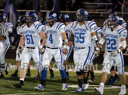 Thumbnail 1 in Van Alstyne vs. Gilmer (3A Division 2 Regional Playoff) photogallery.