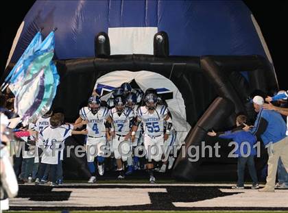 Thumbnail 1 in Van Alstyne vs. Gilmer (3A Division 2 Regional Playoff) photogallery.