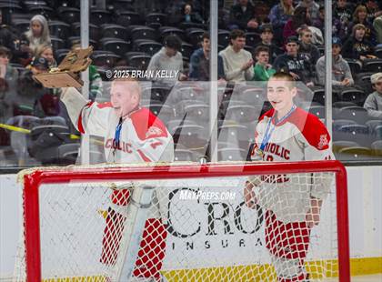 Thumbnail 3 in Catholic Memorial vs St. John's (MIAA Division 1 Final) photogallery.