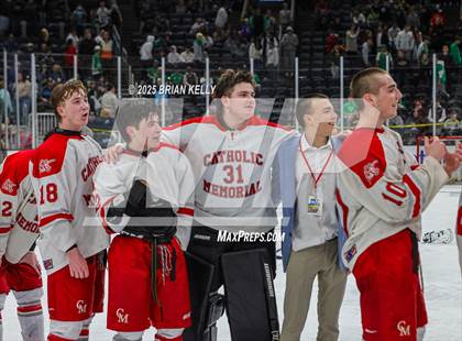 Thumbnail 2 in Catholic Memorial vs St. John's (MIAA Division 1 Final) photogallery.
