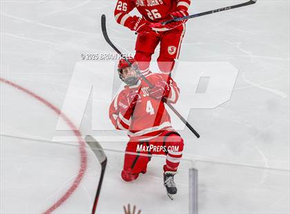 Thumbnail 1 in Catholic Memorial vs St. John's (MIAA Division 1 Final) photogallery.