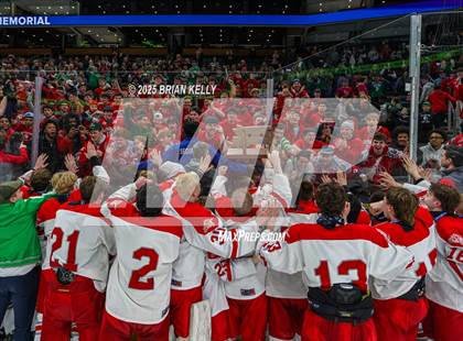 Thumbnail 3 in Catholic Memorial vs St. John's (MIAA Division 1 Final) photogallery.
