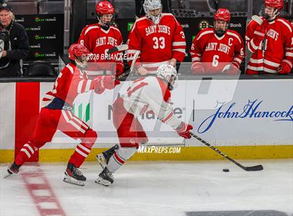 Thumbnail 3 in Catholic Memorial vs St. John's (MIAA Division 1 Final) photogallery.