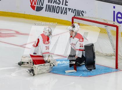 Thumbnail 2 in Catholic Memorial vs St. John's (MIAA Division 1 Final) photogallery.