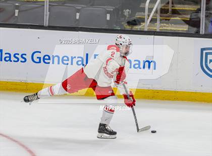 Thumbnail 3 in Catholic Memorial vs St. John's (MIAA Division 1 Final) photogallery.