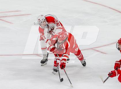 Thumbnail 1 in Catholic Memorial vs St. John's (MIAA Division 1 Final) photogallery.