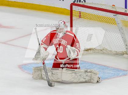 Thumbnail 1 in Catholic Memorial vs St. John's (MIAA Division 1 Final) photogallery.