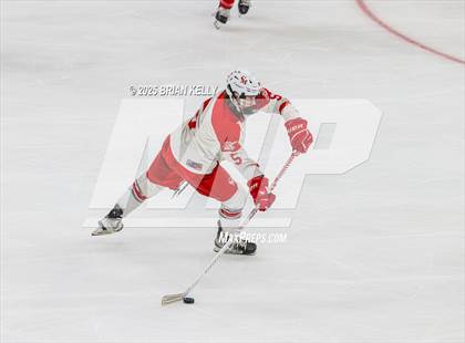 Thumbnail 2 in Catholic Memorial vs St. John's (MIAA Division 1 Final) photogallery.