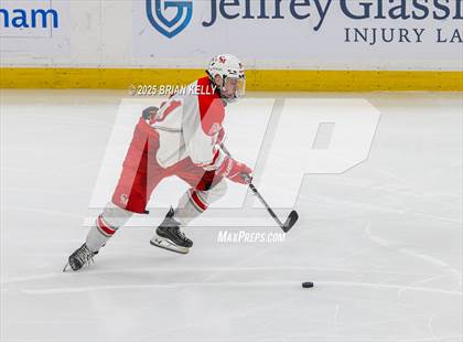 Thumbnail 2 in Catholic Memorial vs St. John's (MIAA Division 1 Final) photogallery.