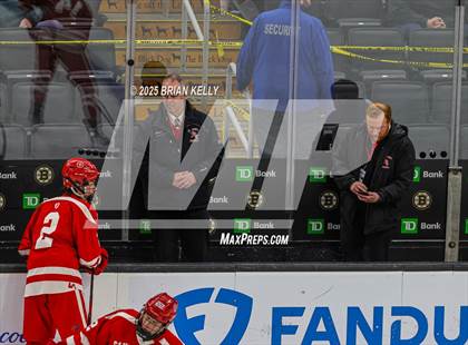 Thumbnail 2 in Catholic Memorial vs St. John's (MIAA Division 1 Final) photogallery.