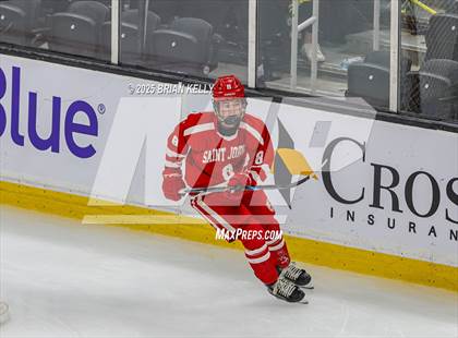 Thumbnail 2 in Catholic Memorial vs St. John's (MIAA Division 1 Final) photogallery.