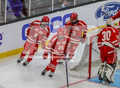Thumbnail 2 in Catholic Memorial vs St. John's (MIAA Division 1 Final) photogallery.