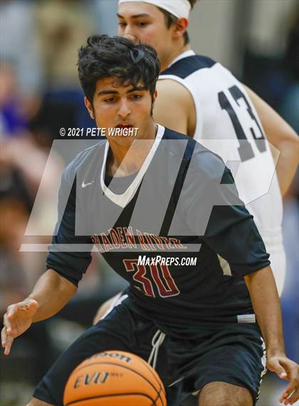 Thumbnail 2 in Sarasota vs. Braden River photogallery.