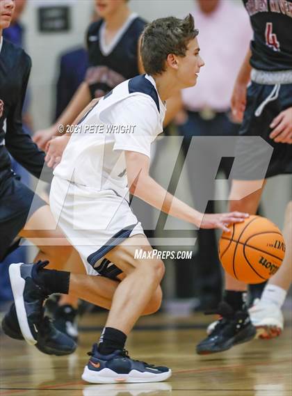 Thumbnail 3 in Sarasota vs. Braden River photogallery.