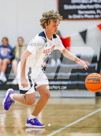Thumbnail 1 in Sarasota vs. Braden River photogallery.