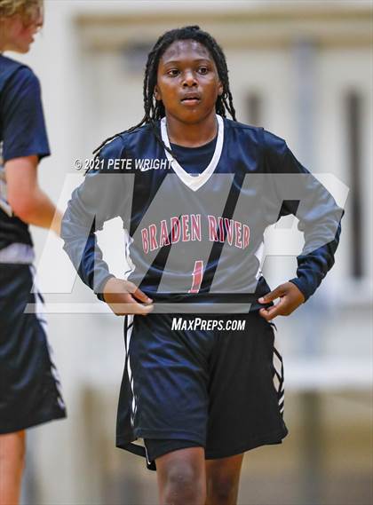 Thumbnail 3 in Sarasota vs. Braden River photogallery.