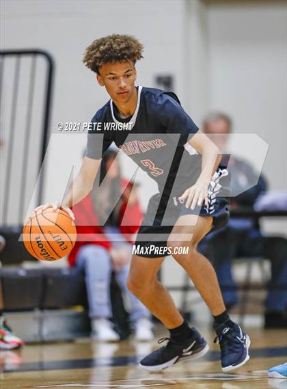 Thumbnail 3 in Sarasota vs. Braden River photogallery.