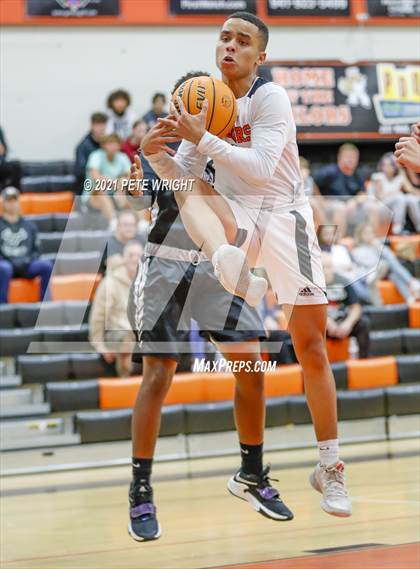 Thumbnail 1 in Sarasota vs. Braden River photogallery.