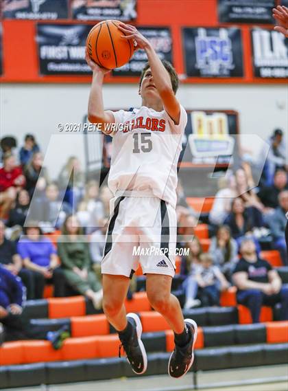 Thumbnail 3 in Sarasota vs. Braden River photogallery.
