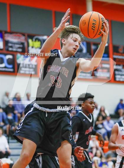 Thumbnail 3 in Sarasota vs. Braden River photogallery.
