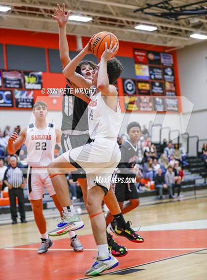 Thumbnail 3 in Sarasota vs. Braden River photogallery.