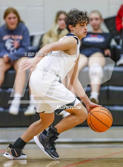 Thumbnail 2 in Sarasota vs. Braden River photogallery.