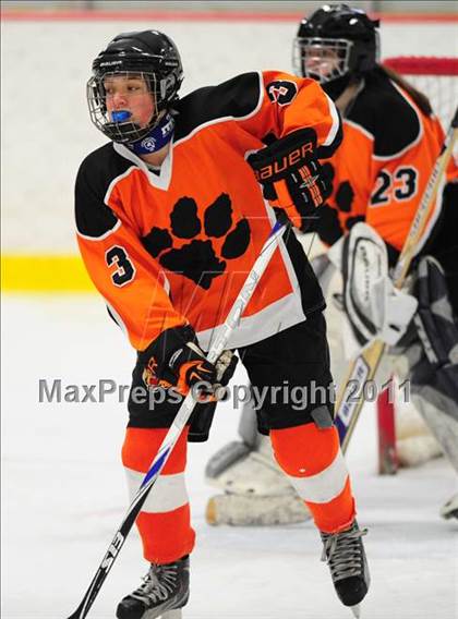 Thumbnail 3 in Ridgefield vs.  New Canaan (State Final) photogallery.