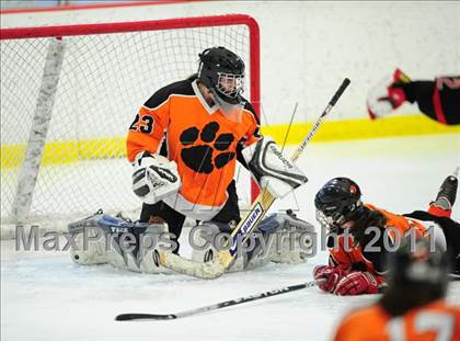 Thumbnail 2 in Ridgefield vs.  New Canaan (State Final) photogallery.
