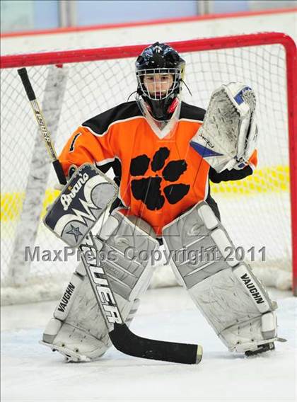 Thumbnail 2 in Ridgefield vs.  New Canaan (State Final) photogallery.