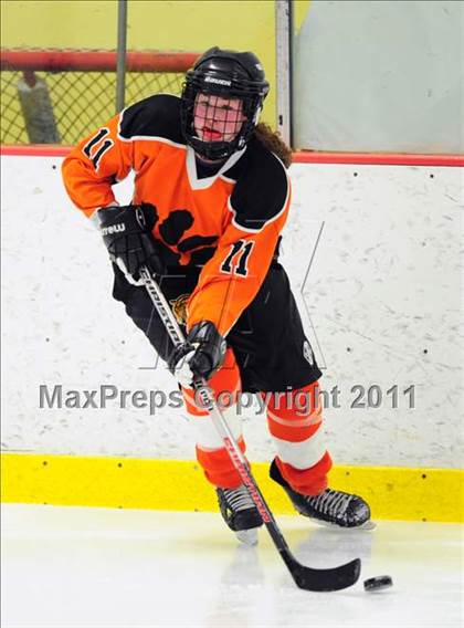 Thumbnail 1 in Ridgefield vs.  New Canaan (State Final) photogallery.